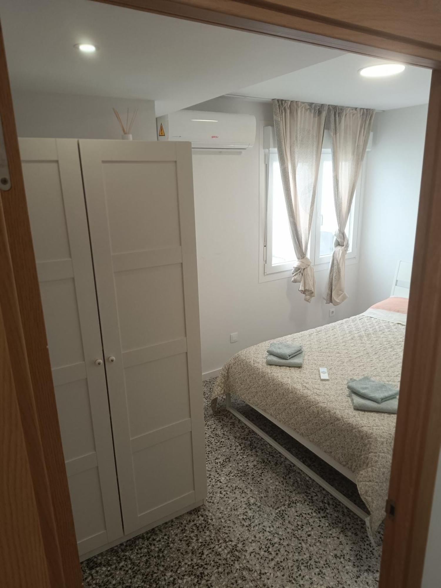 Flor De Loto Apartment Gandia Bagian luar foto