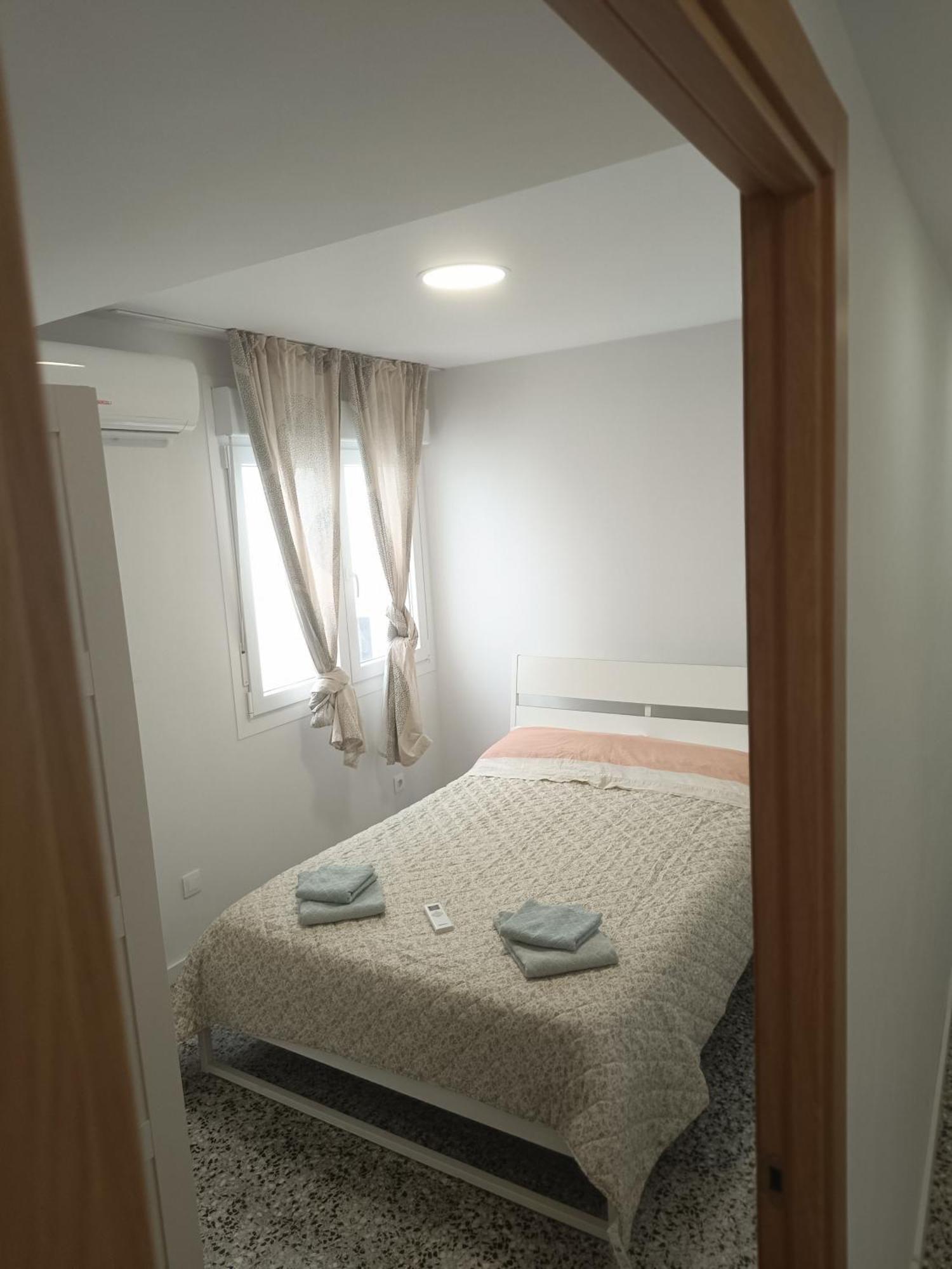 Flor De Loto Apartment Gandia Bagian luar foto